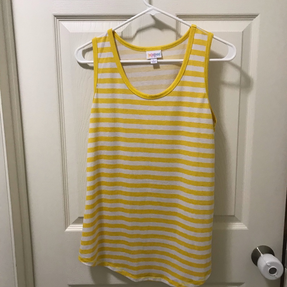 BNWOT Lularoe large tank top